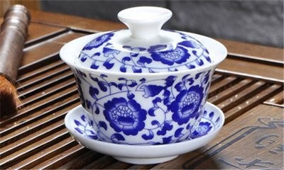 古代青花瓷茶碗的收購與拍賣指南 價格、廠家及雜項業(yè)務解析